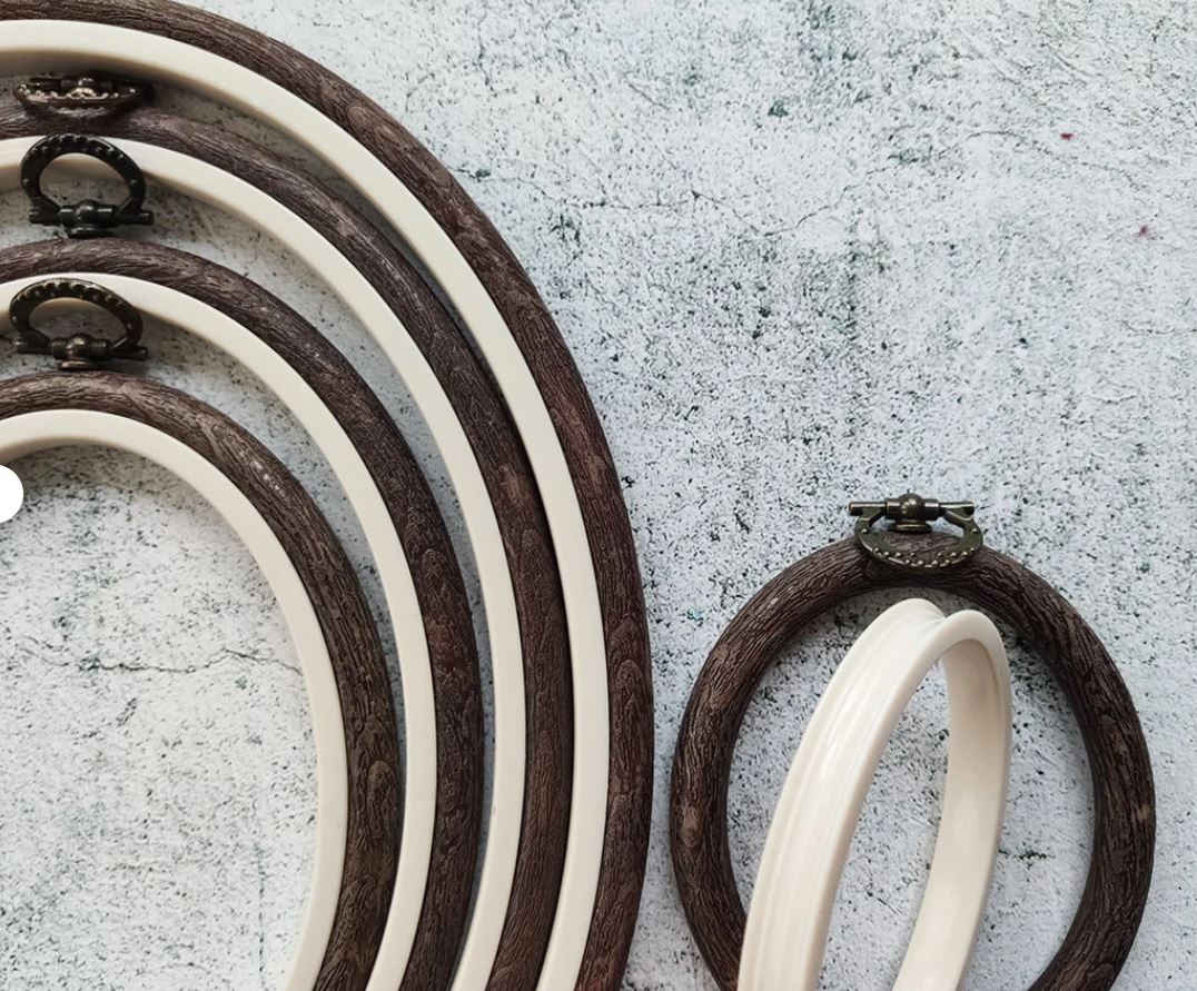 Cerc pentru Broderie Oval de Culoarea Maro, Flexibil, 230-7
