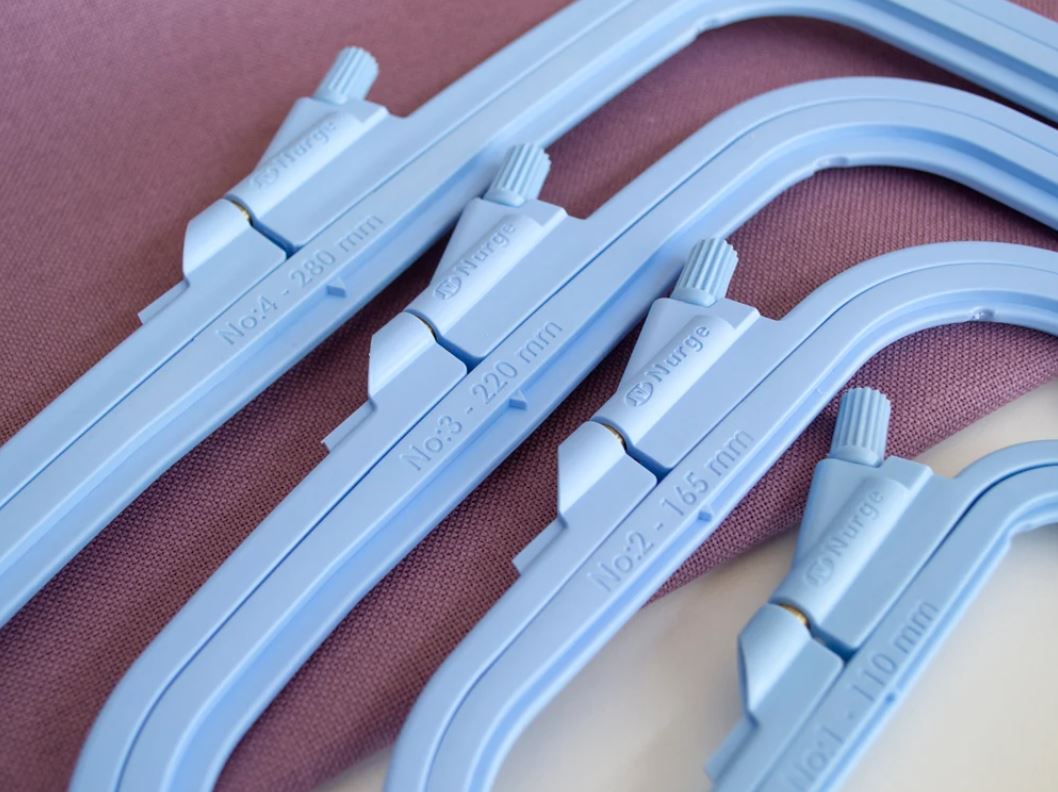 Cerc pentru Broderie Pătrat de Culoarea Bej din Plastic, 300-2