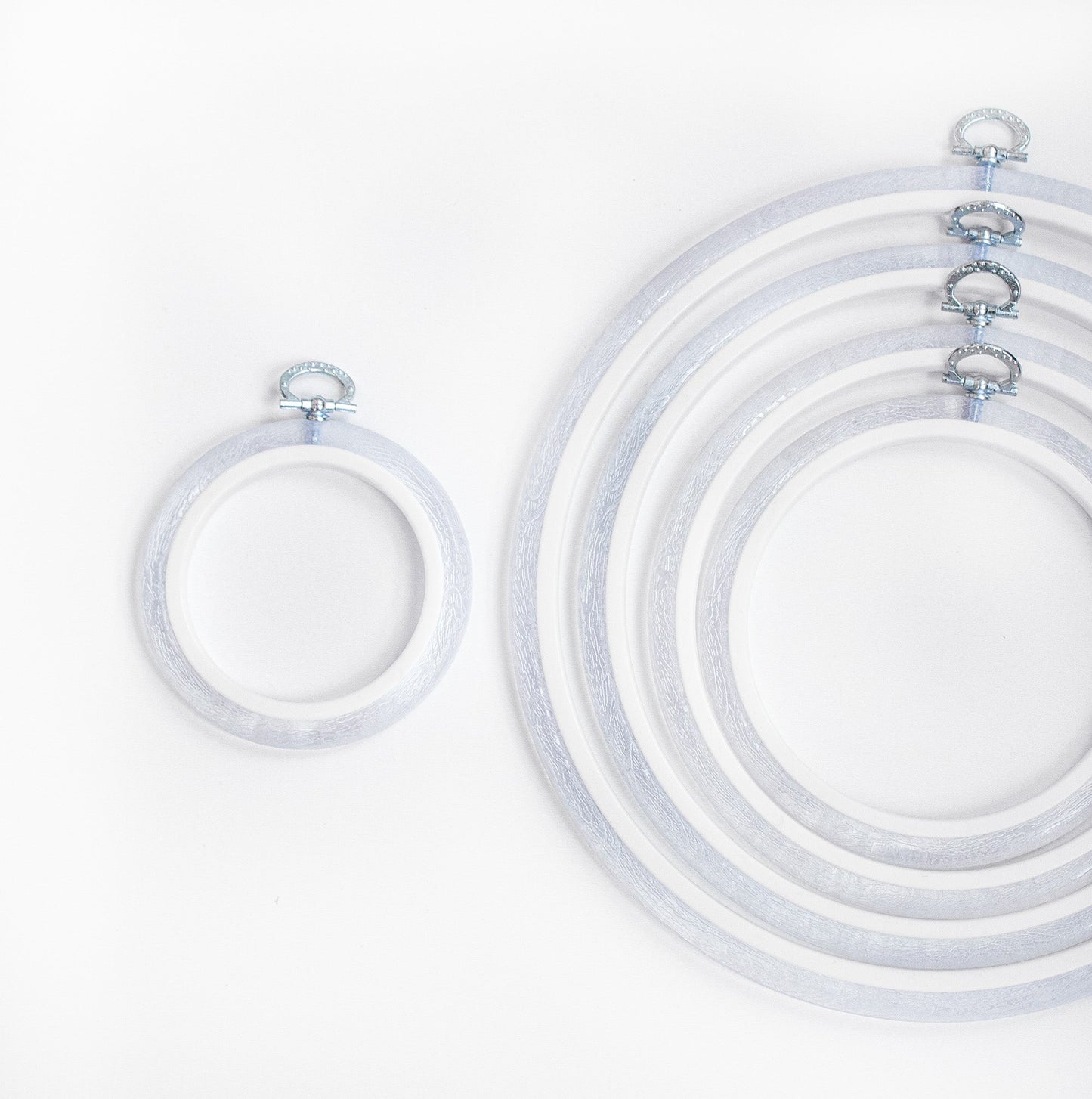 Cerc pentru Broderie Rotund de Culoarea Maro, Flexibil, 230-2