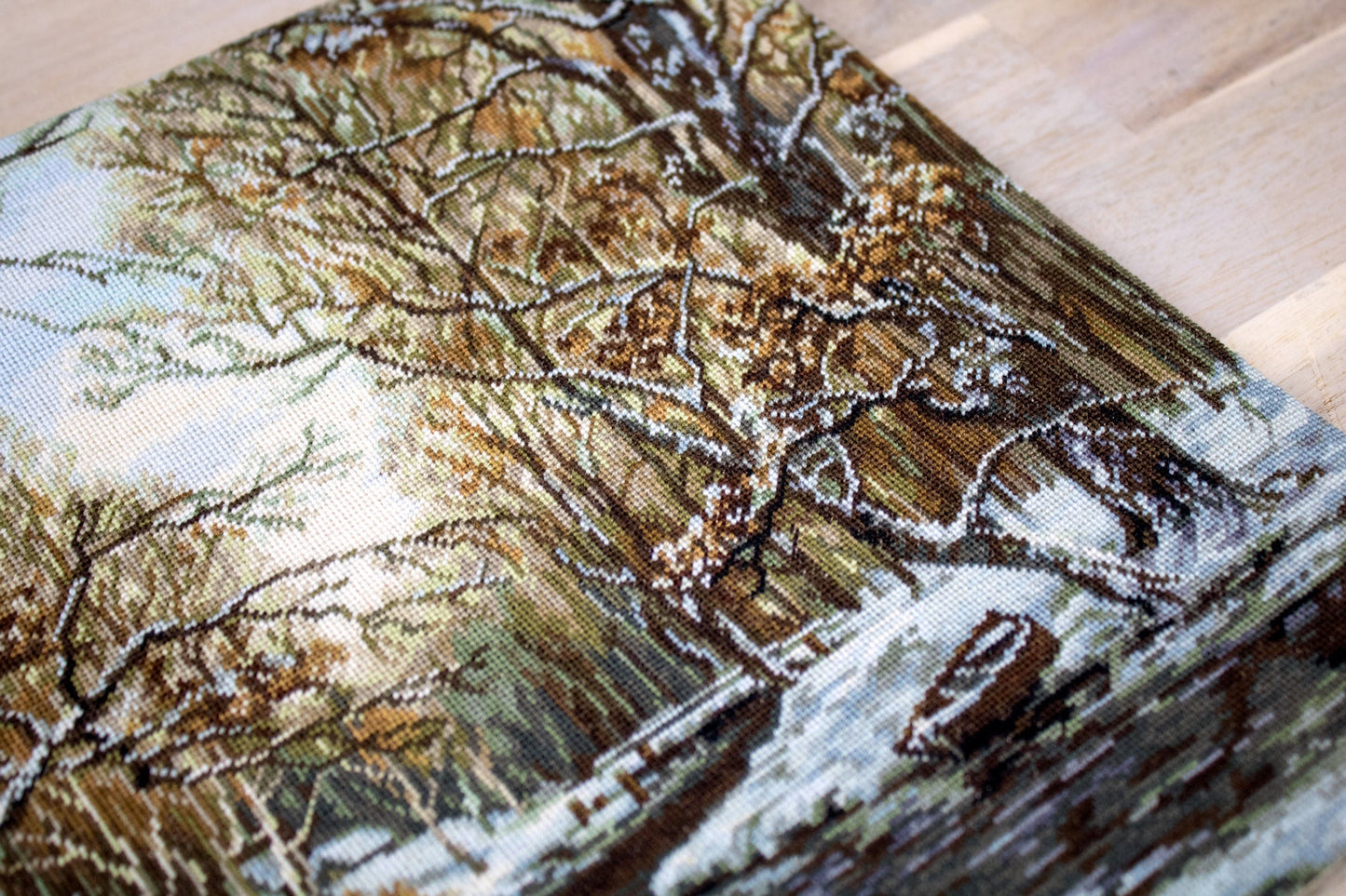 Cross stitch kit Luca-S - B597 First snow
