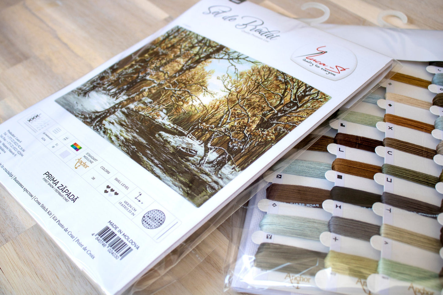 Cross stitch kit Luca-S - B597 First snow