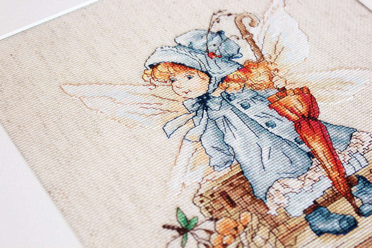 Cross stitch kit Luca-S - B1110 Fee