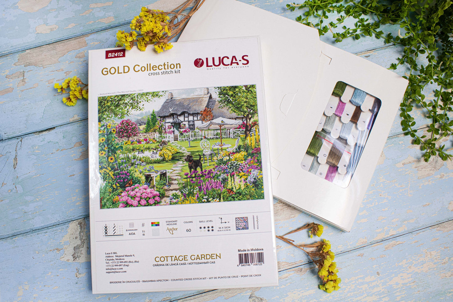 Cross stitch kit GOLD - B2412 The garden next to the house