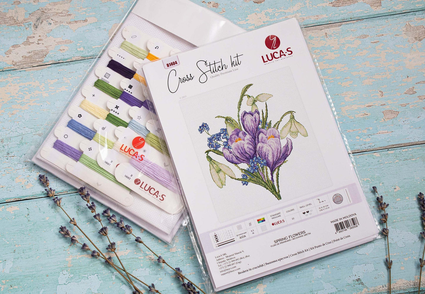 Luca-S cross stitch kit - Spring Flowers, B1404