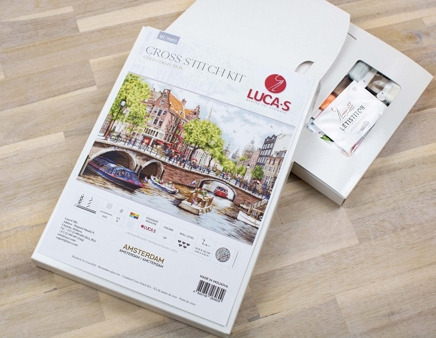Cross stitch kit Luca-S - BU5005 Amsterdam