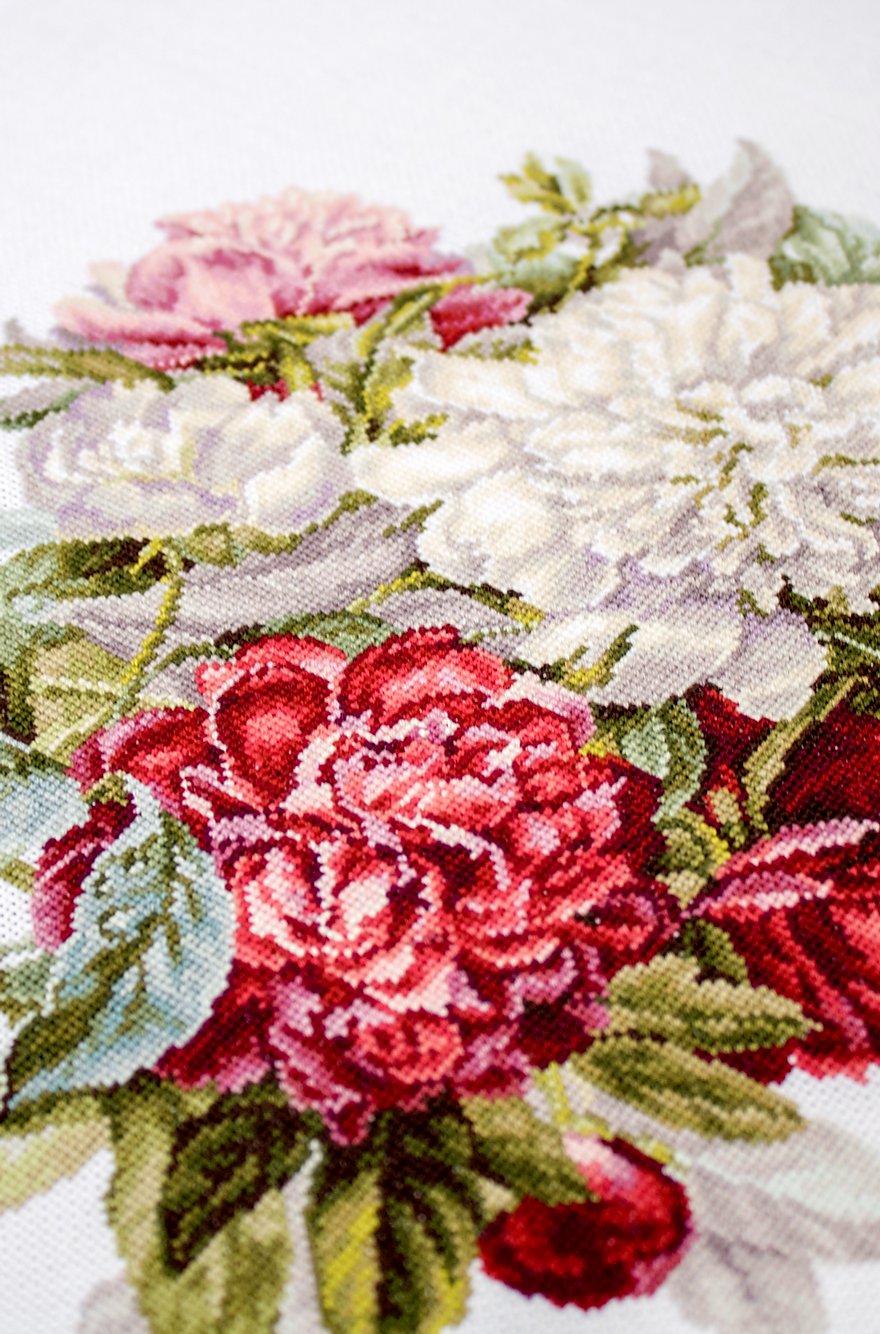 Cross stitch kit Luca-S - B2355 Peonies