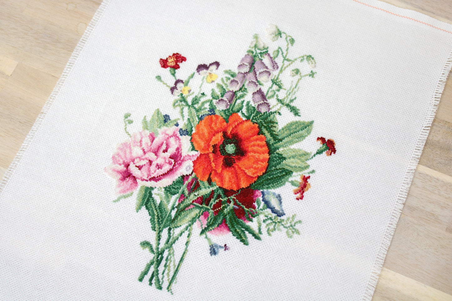 Set de brodat în cruciuliță Luca-S - B2350 Buchet cu mac şi bujor