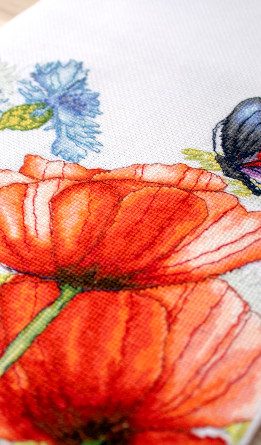 Cross stitch kit Luca-S - BU4018 Poppies and butterflies