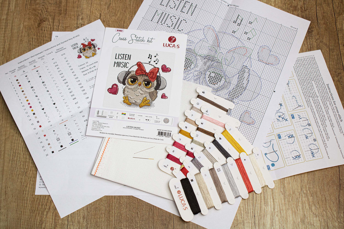 Cross stitch kit Luca-S - B1402 Listen to Music