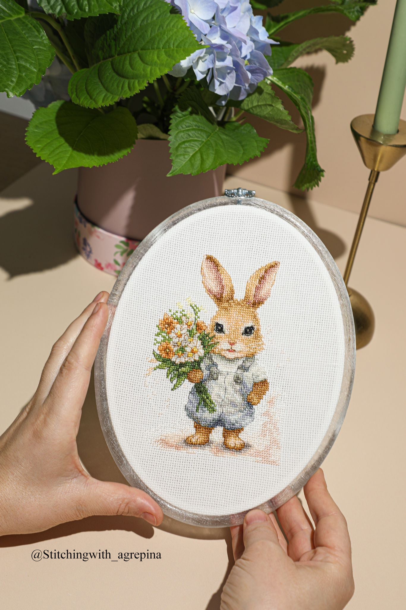Cross stitch kit Luca-S - Bunny Surprise, B1409