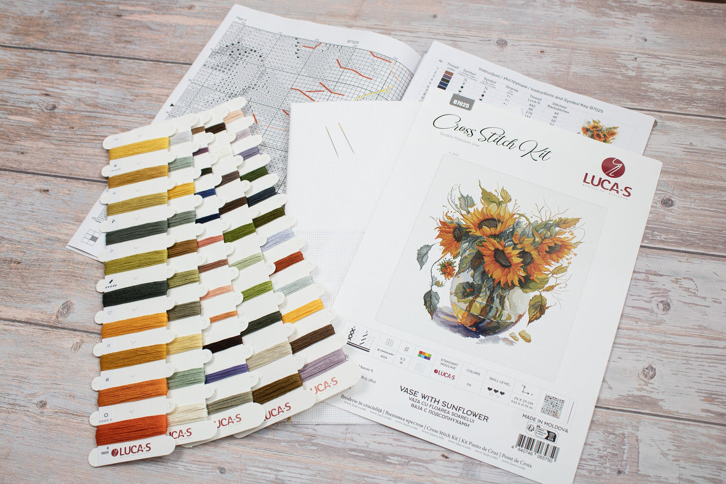 Cross stitch kit Luca-S - Sunflower Vase, B7025