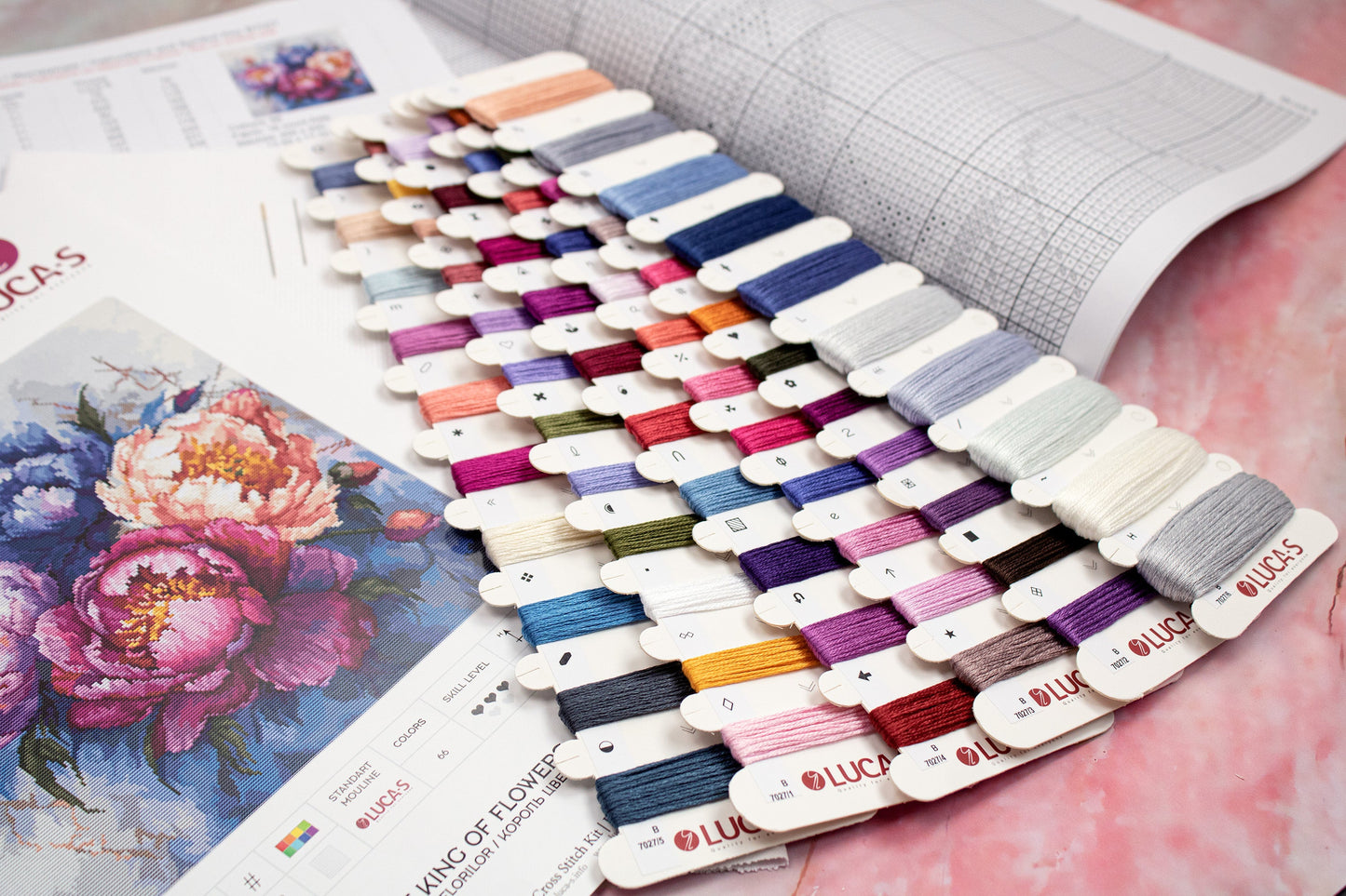 Cross stitch kit Luca-S - King of Flowers, B7027