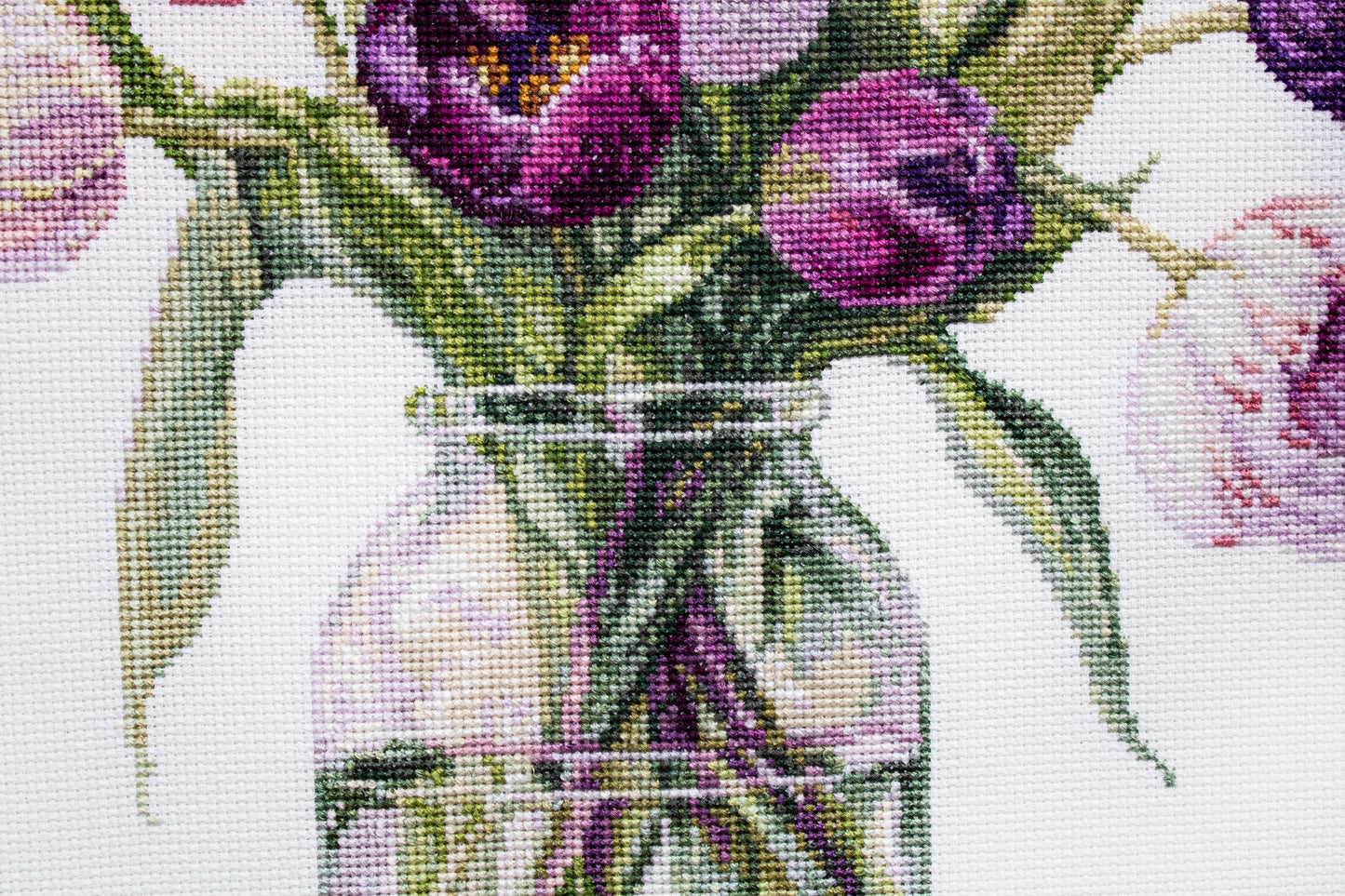 Cross stitch kit Luca-S - B7029 Bouquet of Tulips