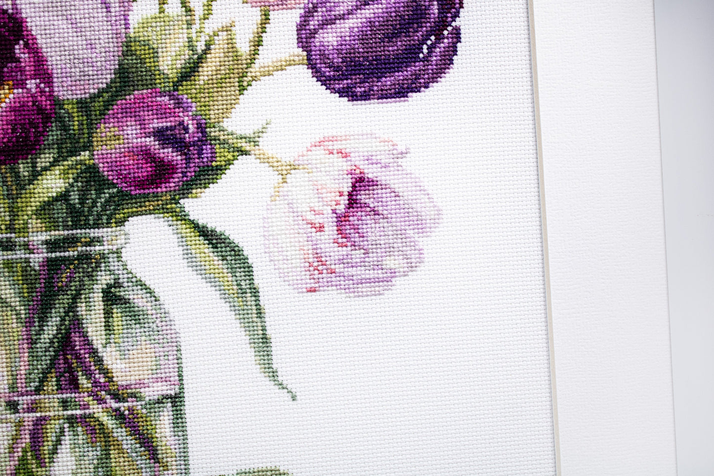 Cross stitch kit Luca-S - B7029 Bouquet of Tulips