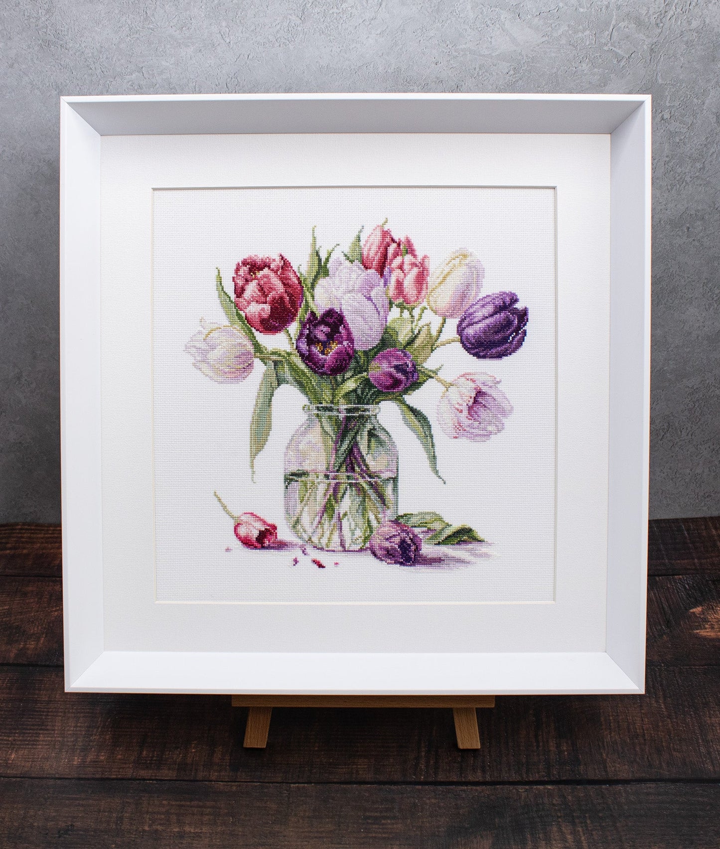 Cross stitch kit Luca-S - B7029 Bouquet of Tulips