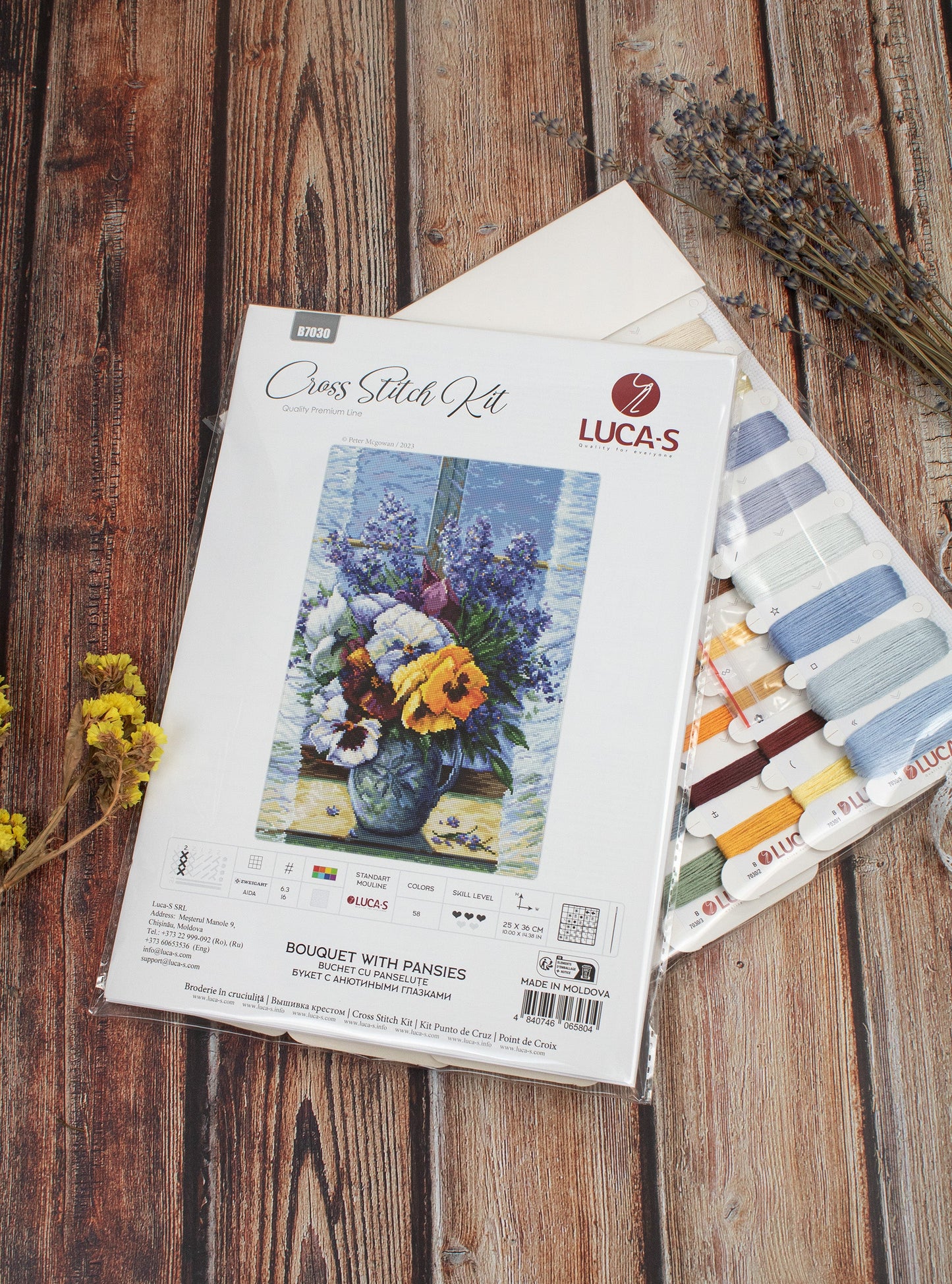 Cross stitch kit Luca-S - B7030 Bouquet of Pansies