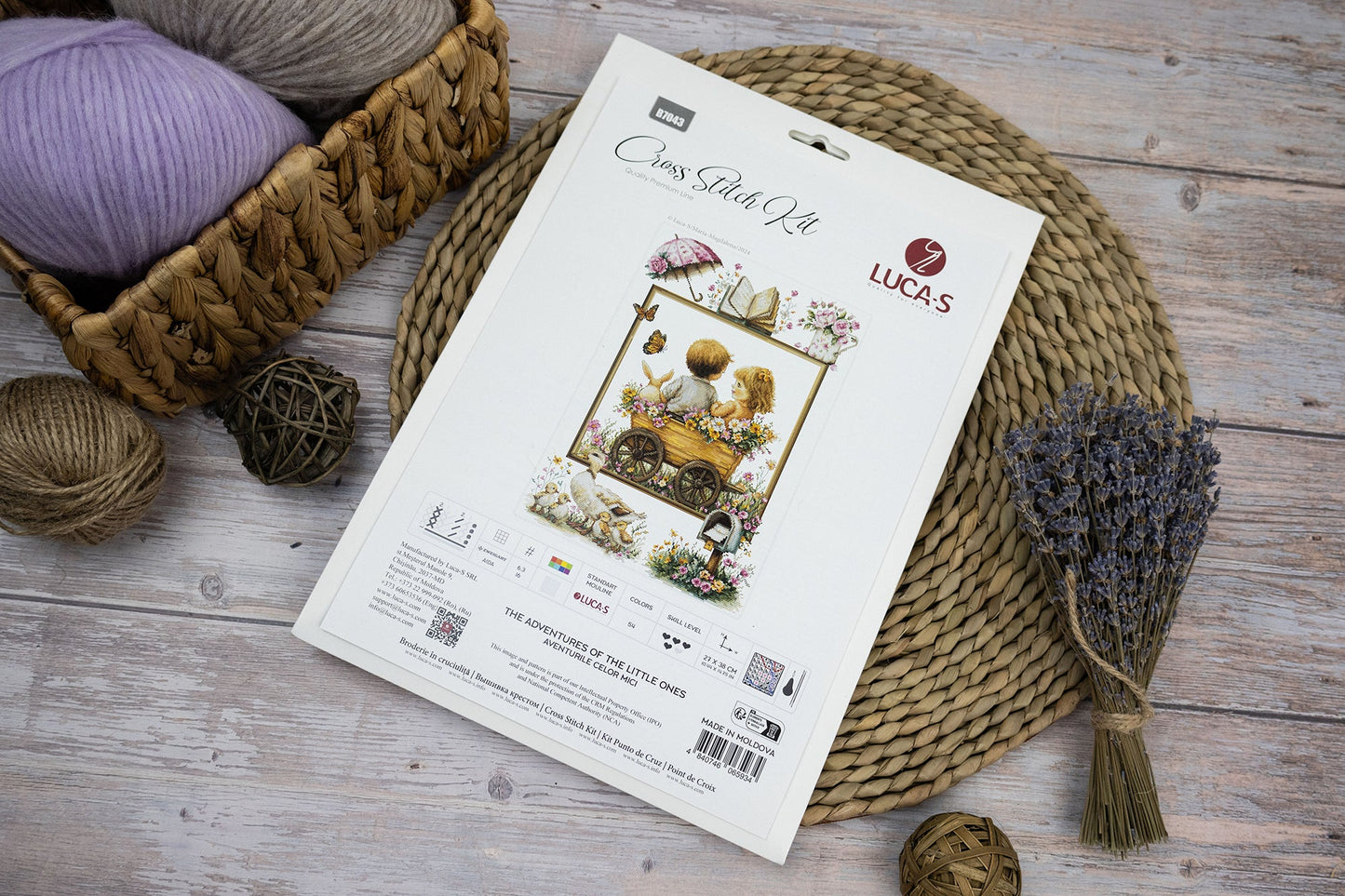 Cross stitch kit Luca-S - The Adventures of the Little Ones, B7043