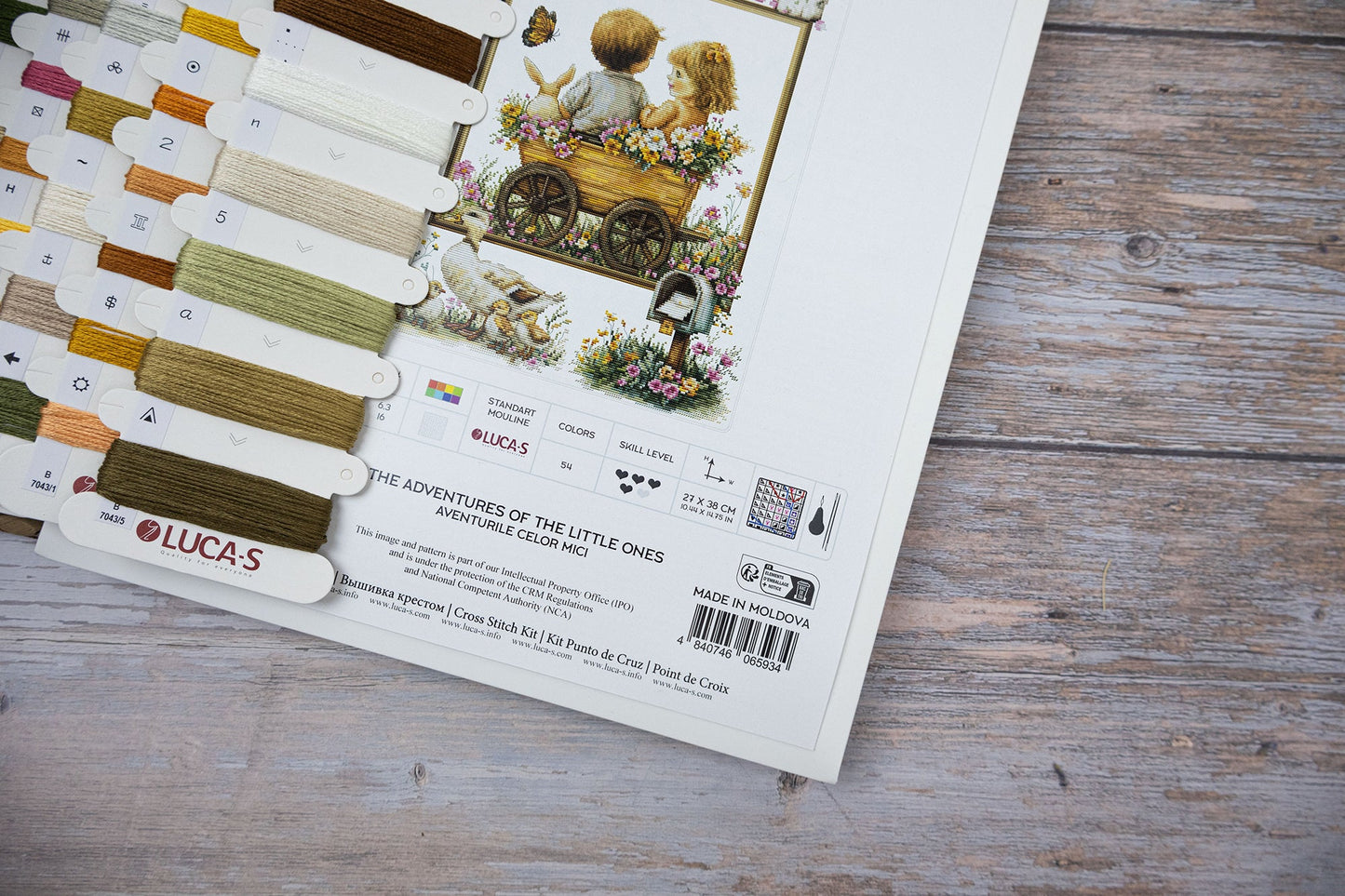 Cross stitch kit Luca-S - The Adventures of the Little Ones, B7043
