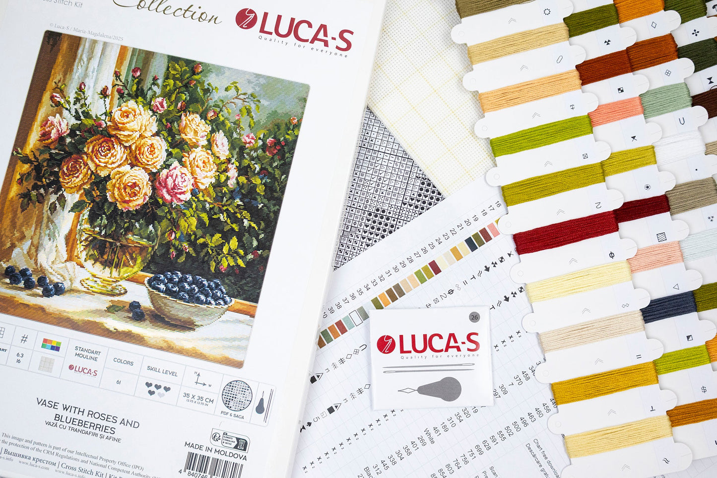 Set de brodat în cruciuliță Luca-S GOLD - Vază cu Trandafiri și Afine, B719