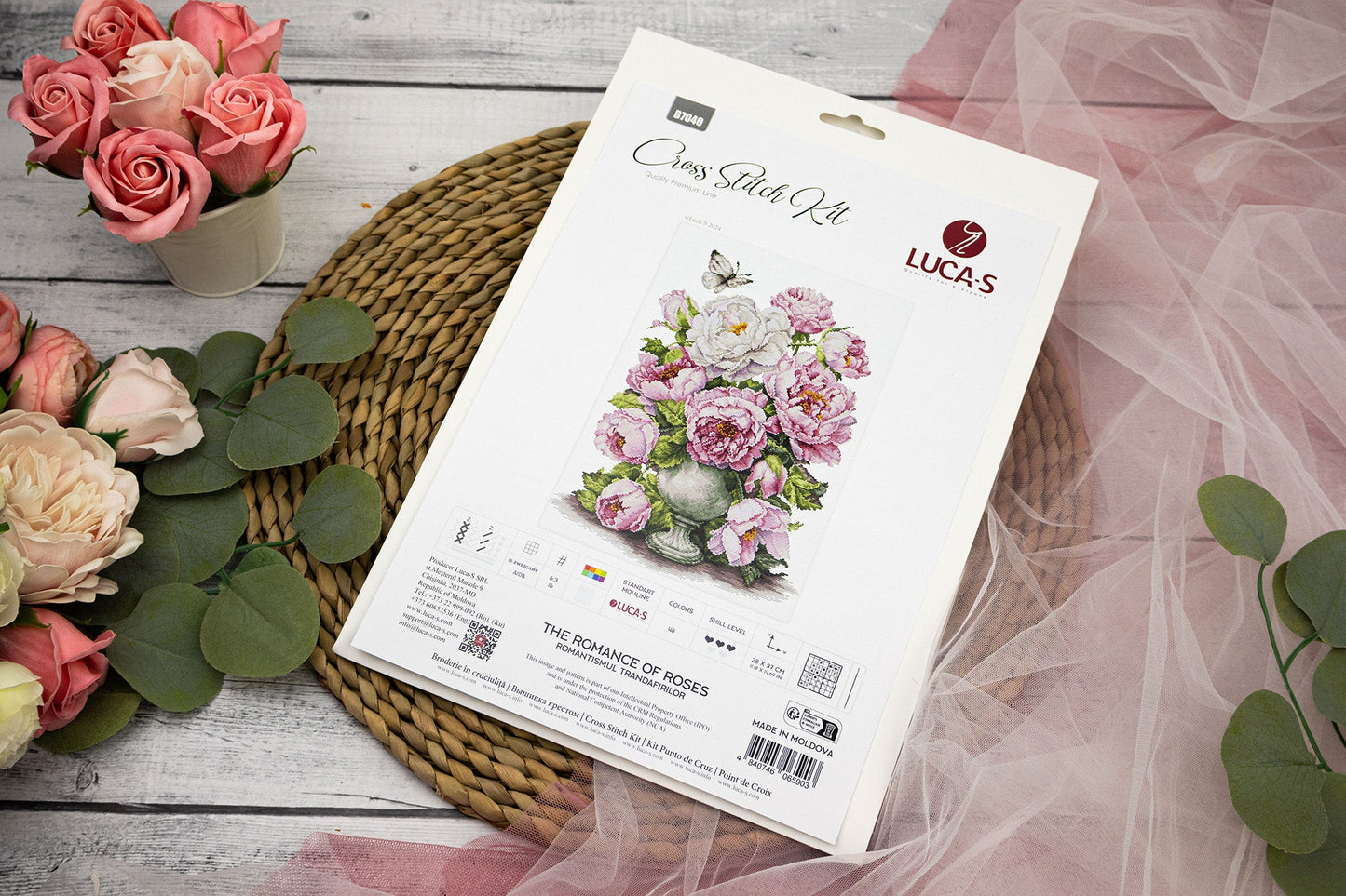 Cross stitch kit Luca-S - The Romance of Roses, B7040