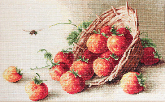 Luca-S Cross Stitch Kit - Basket of Strawberries, G497