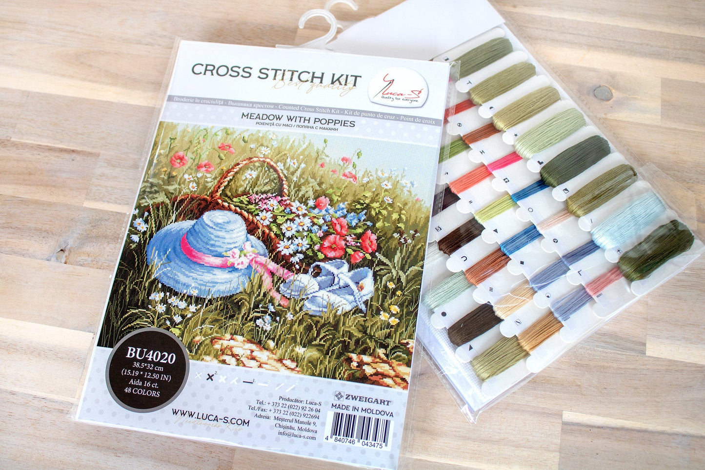 Cross stitch kit Luca-S - BU4020 Glade with poppies
