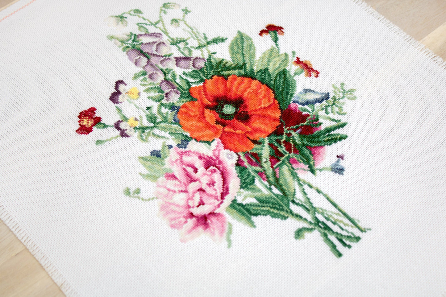 Set de brodat în cruciuliță Luca-S - B2350 Buchet cu mac şi bujor