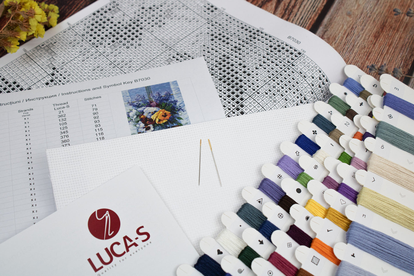 Cross stitch kit Luca-S - B7030 Bouquet of Pansies