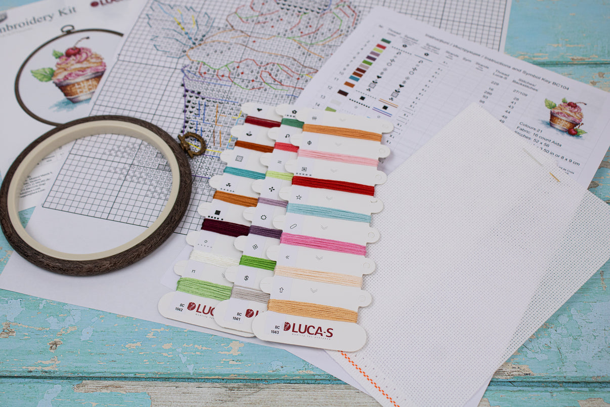 Cross stitch embroidery set with embroidery hoop included Luca-S - Cherry Ice Cream, BC104