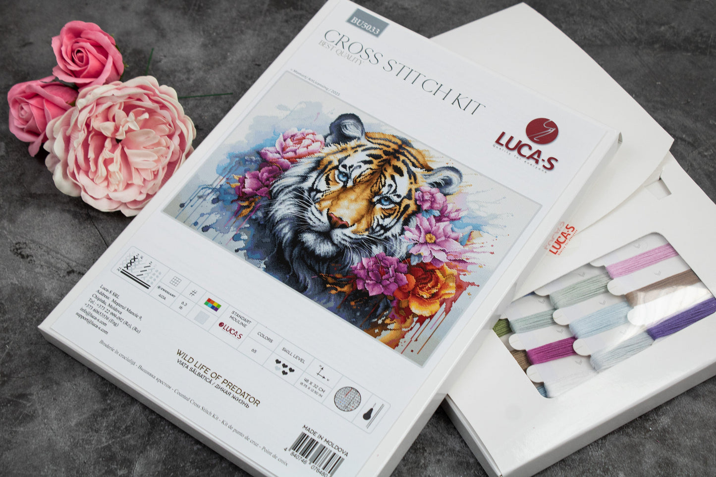 Cross stitch kit Luca-S - Wildlife BU5033