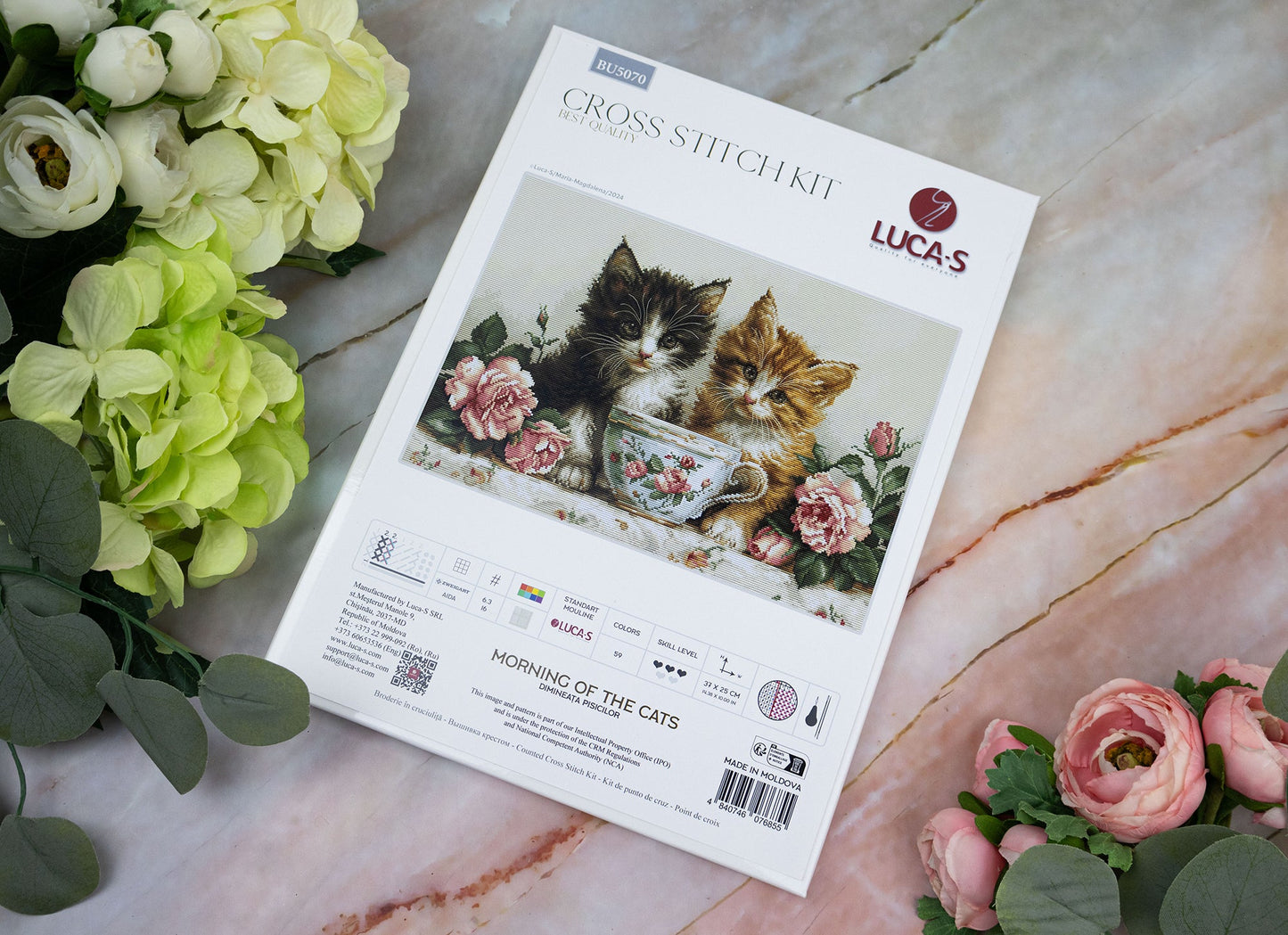 Cross stitch kit Luca-S GOLD - Morning of the Cats, BU5070